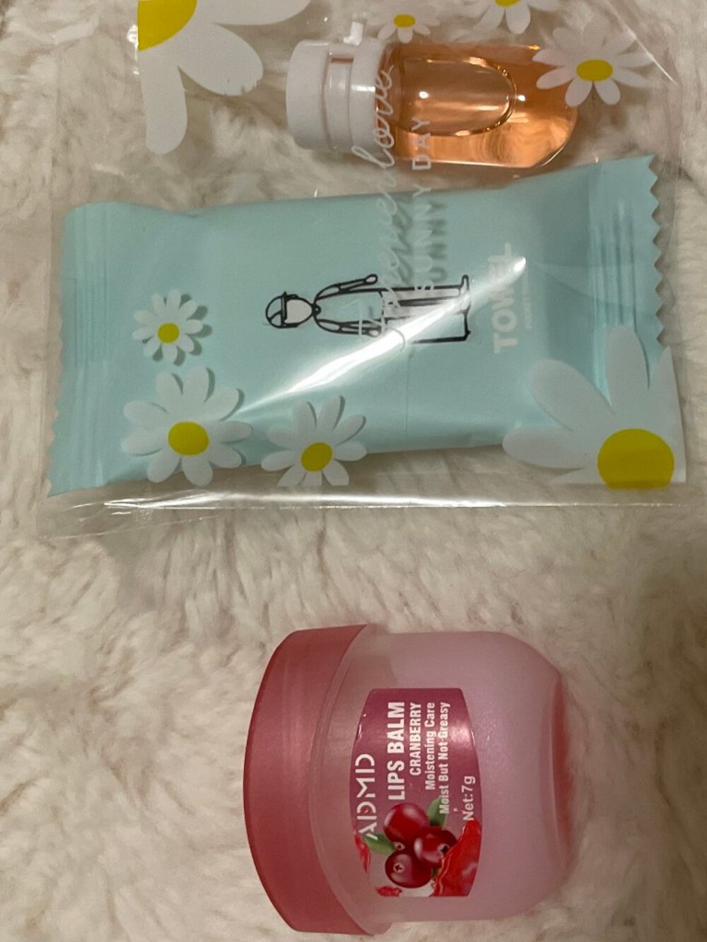 Cosmetics Bundle NWT - Picture 6 of 8